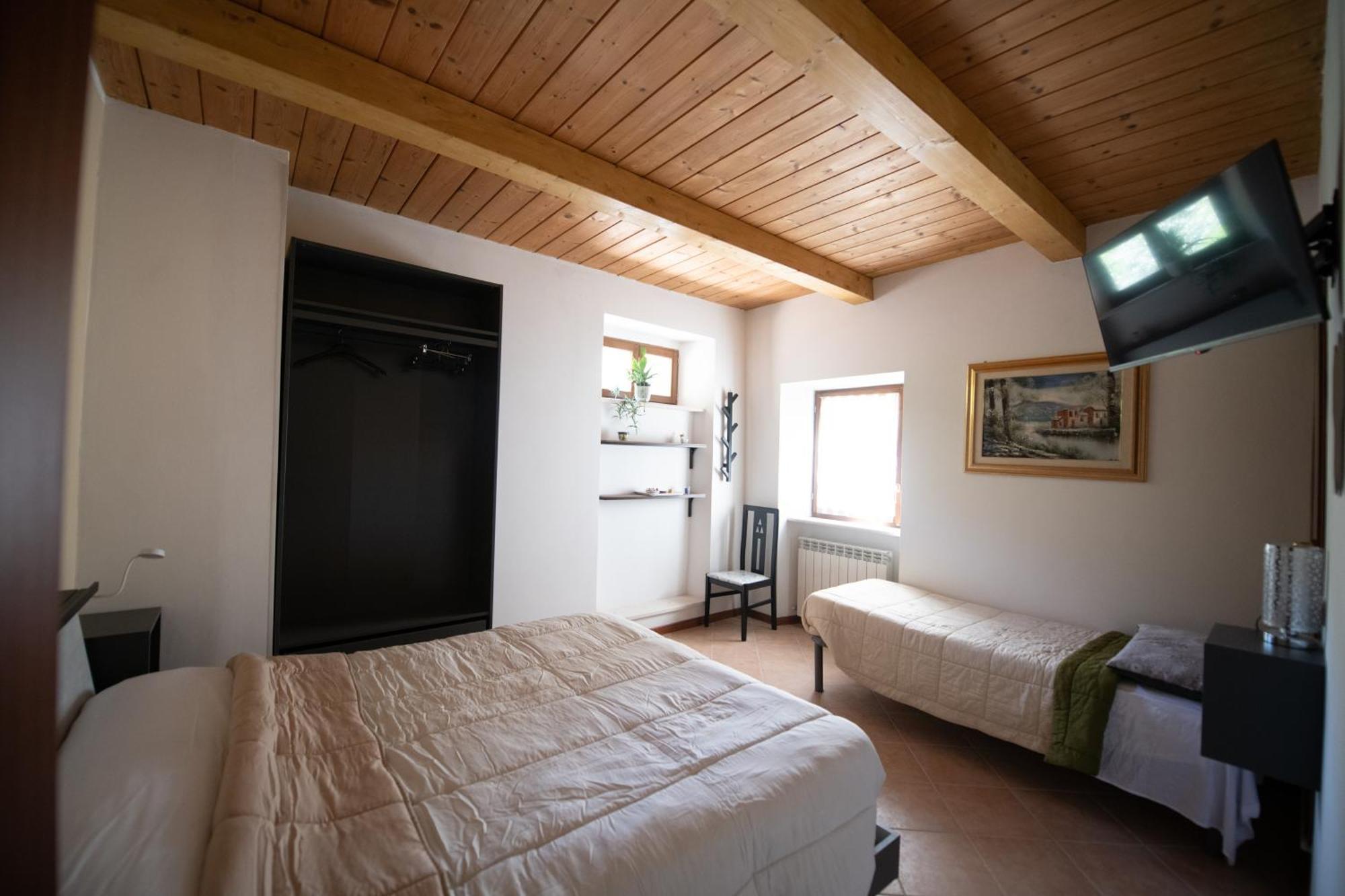 Affittacamere Casa Galie Comunanza Exteriér fotografie
